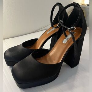 Primark chunky platform black satin heels size 7 seven